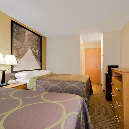 Super 8 By Wyndham Allentown Buitenkant foto